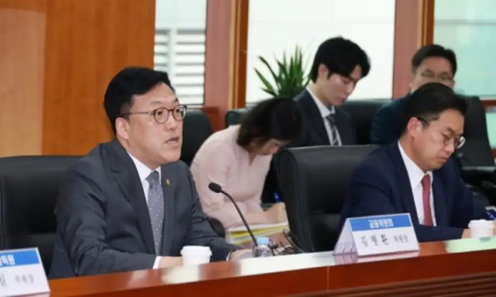 Korea Economic Daily link-card image about super-IB IMA accounts